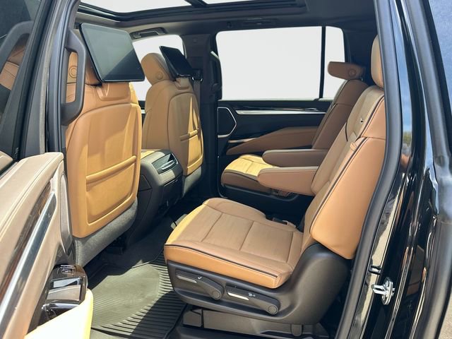 New 2026 Cadillac Escalade ESV Luxury w/ Touring Package image 11