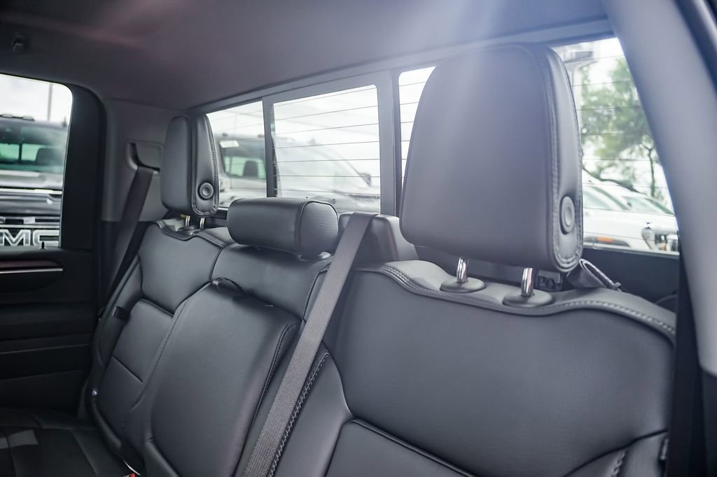 New 2026 GMC Sierra 2500 Denali w/ Denali Reserve Package image 24