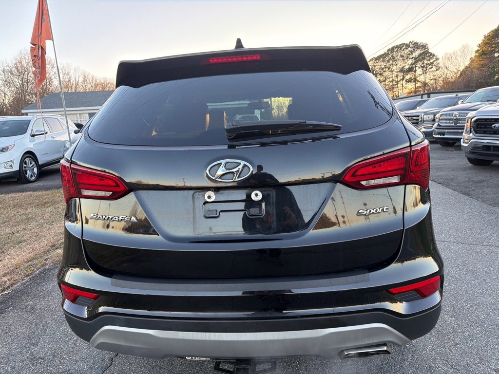 Used 2017 Hyundai Santa Fe Sport image 9