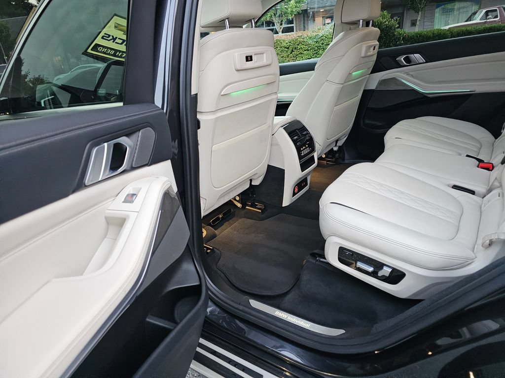 Used 2020 BMW X7 xDrive40i AWD/4WD image 18