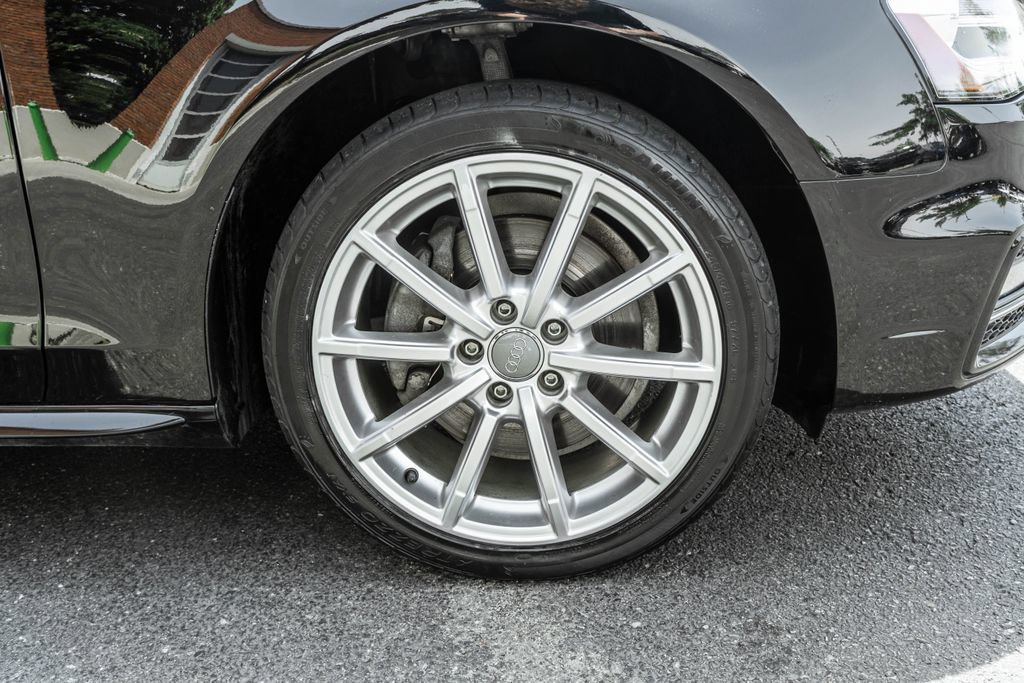 Used 2016 Audi A4 2.0T Premium w/ Convenience Plus Package AWD/4WD image 5