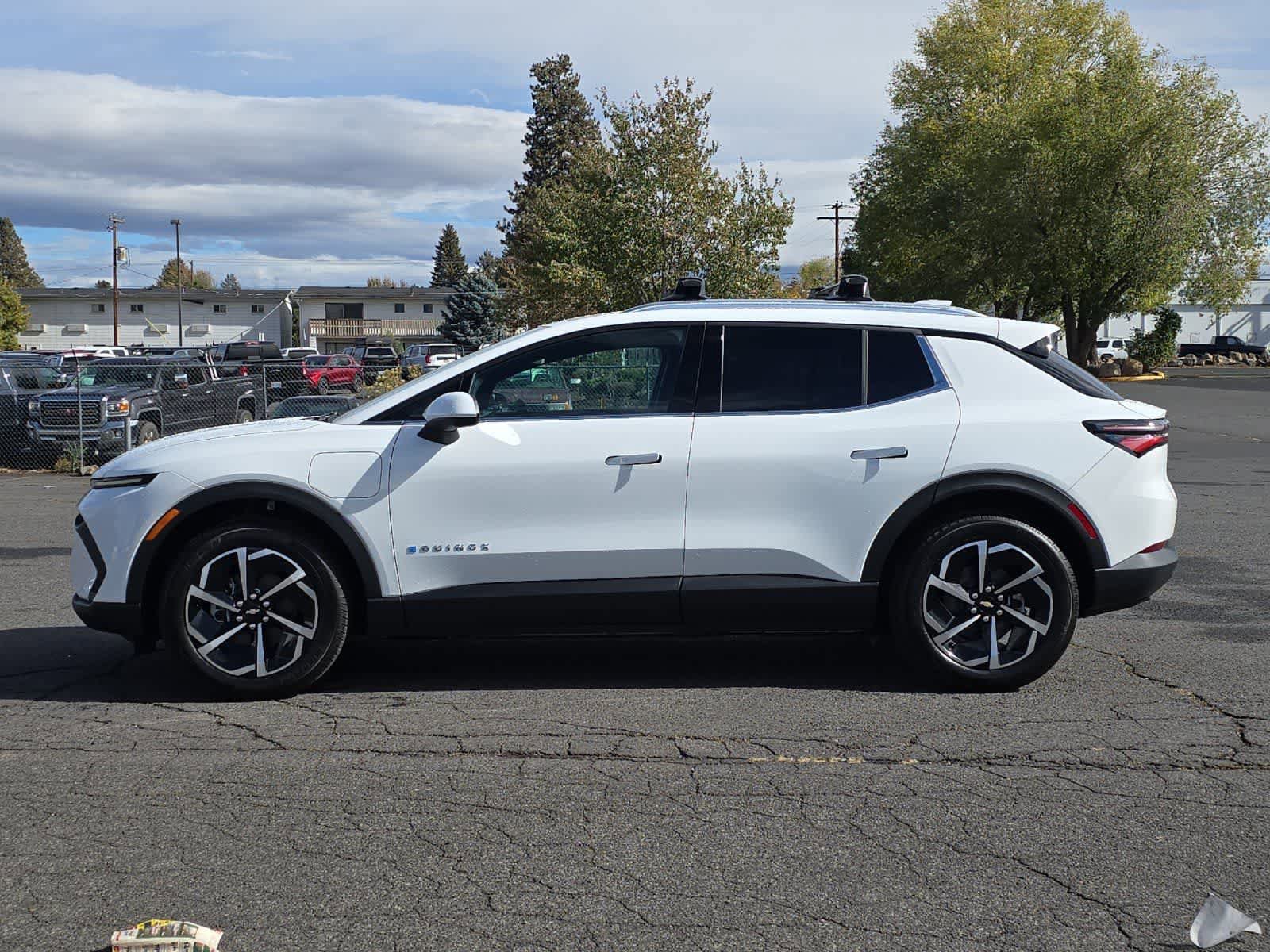 New 2026 Chevrolet Equinox EV LT AWD/4WD image 5