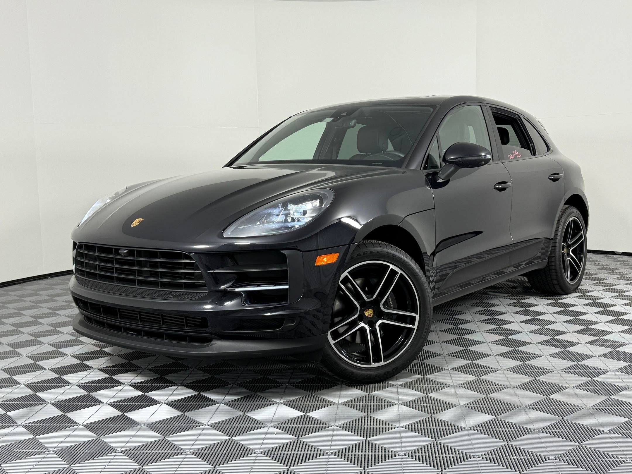 Certified 2021 Porsche Macan
