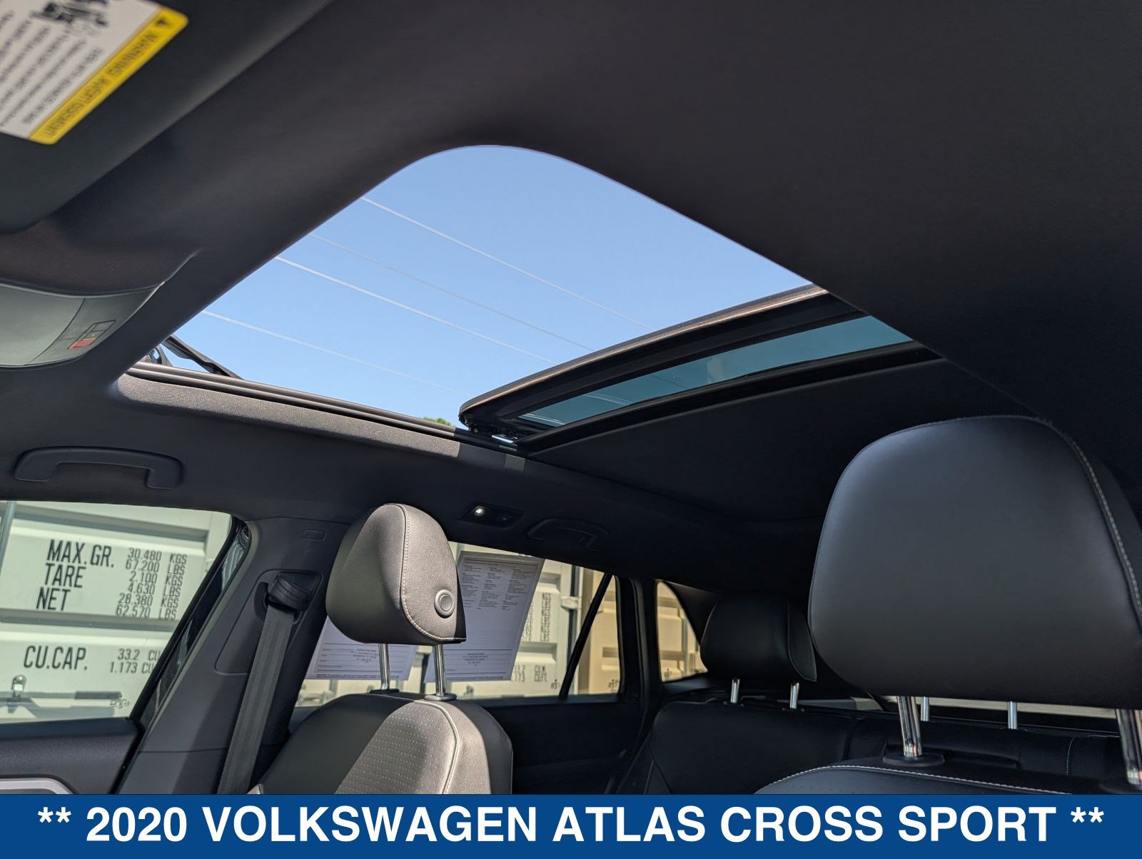 Used 2020 Volkswagen Atlas Cross Sport SE w/ Panoramic Sunroof Package FWD image 25