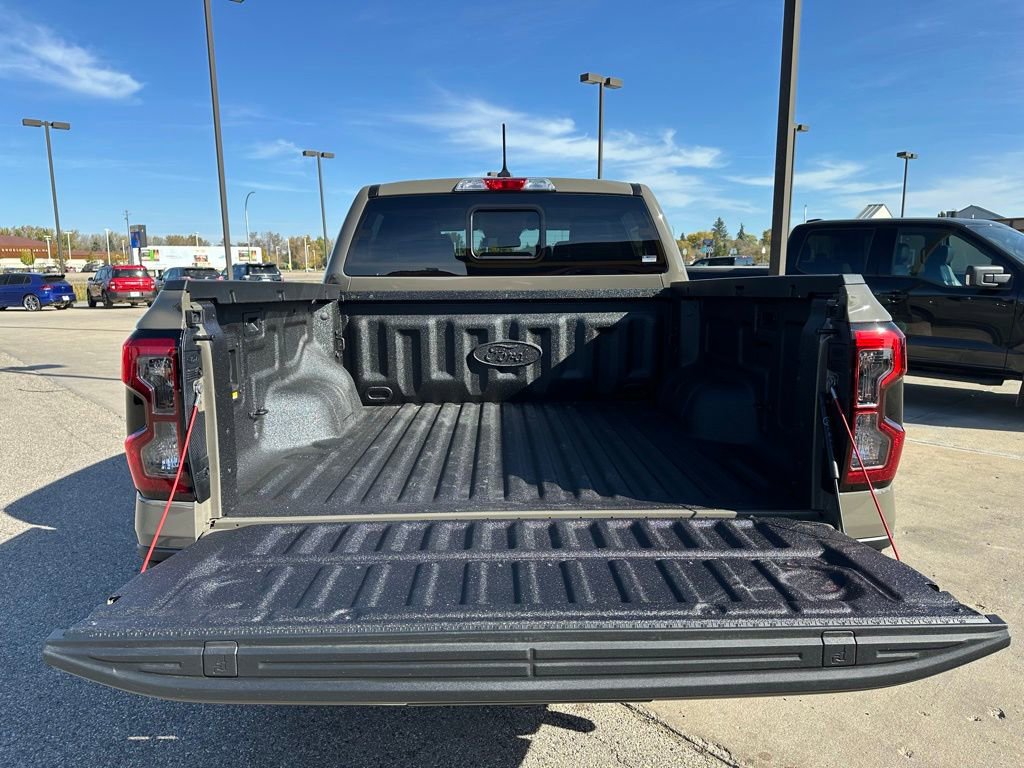 New 2025 Ford Ranger Lariat w/ Black Appearance Package image 8