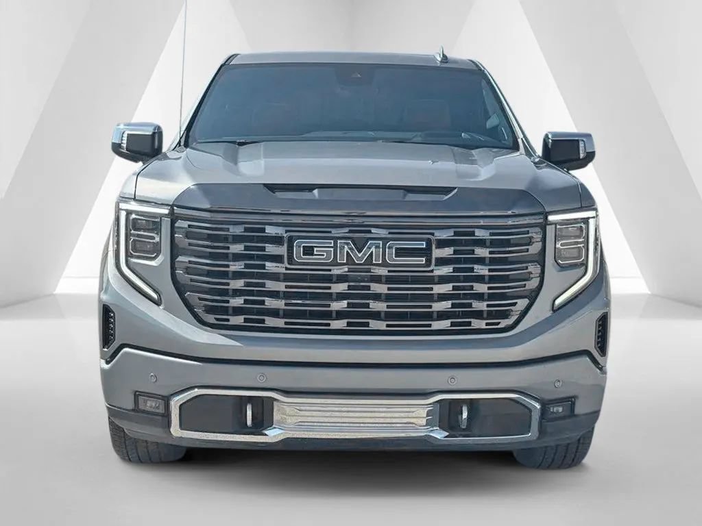 Used 2024 GMC Sierra 1500 Denali Ultimate AWD/4WD image 2