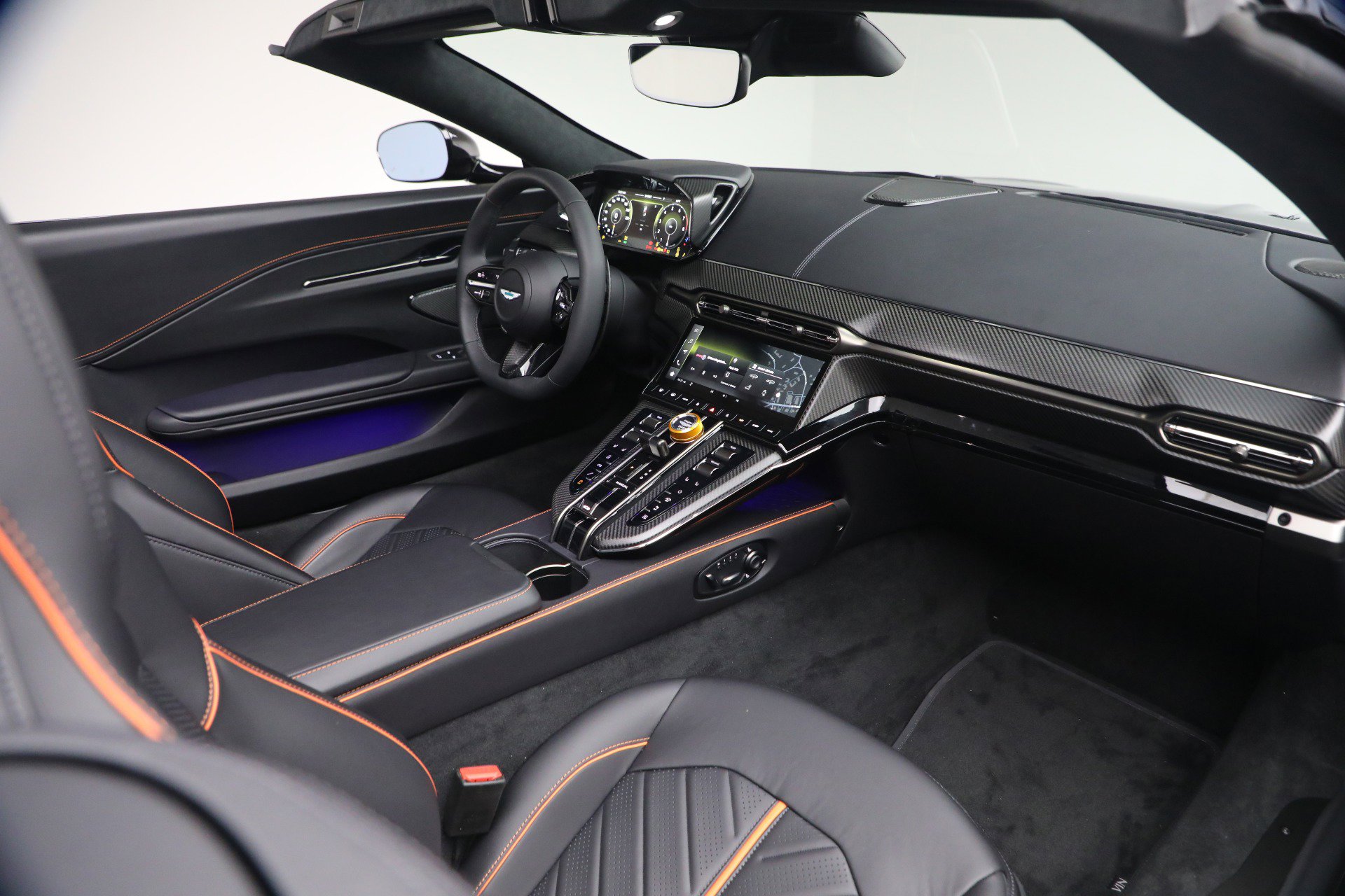 New 2026 Aston Martin V8 Vantage S image 30