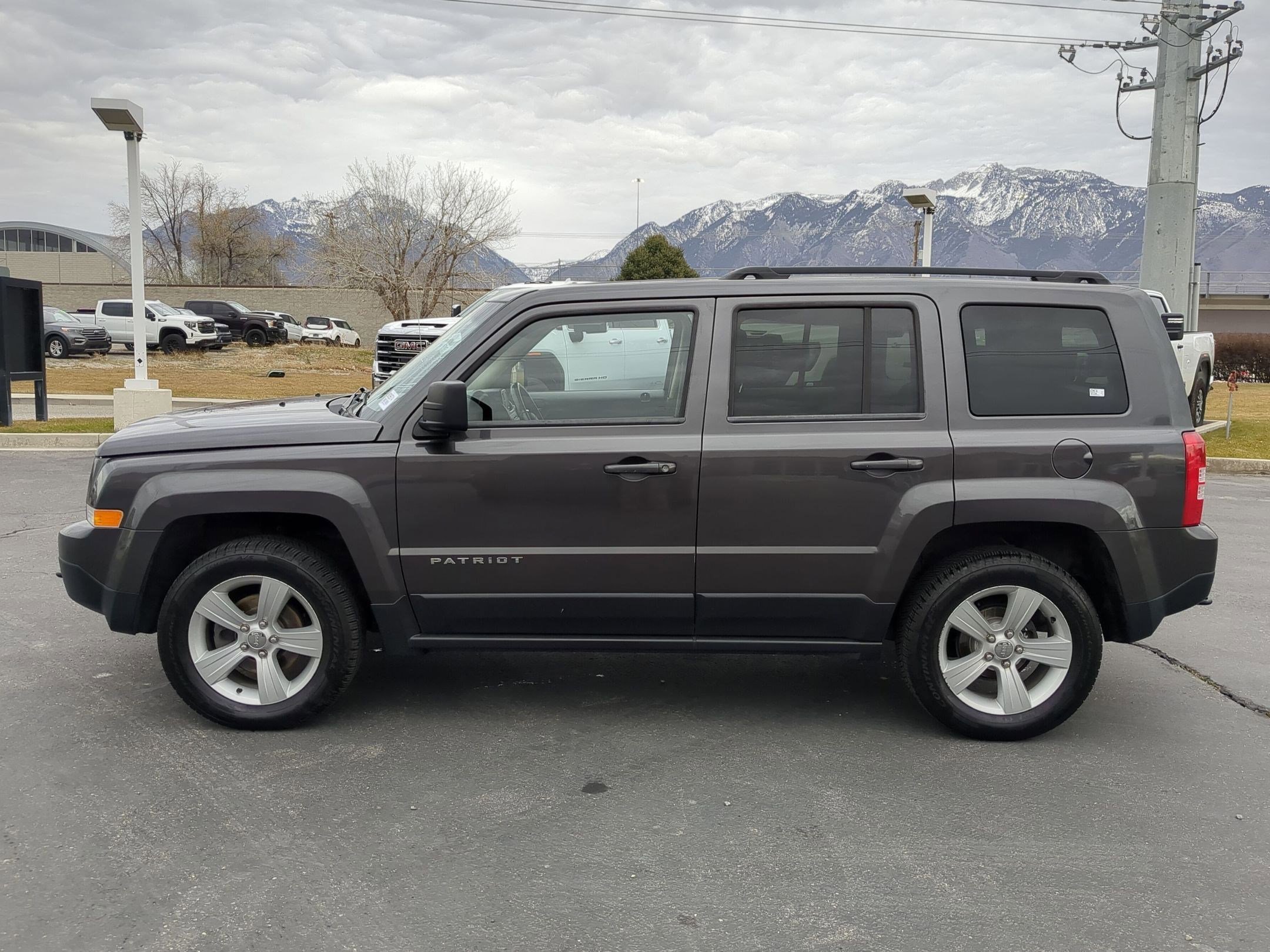 Used 2014 Jeep Patriot Latitude w/ All Weather Capability Group image 2