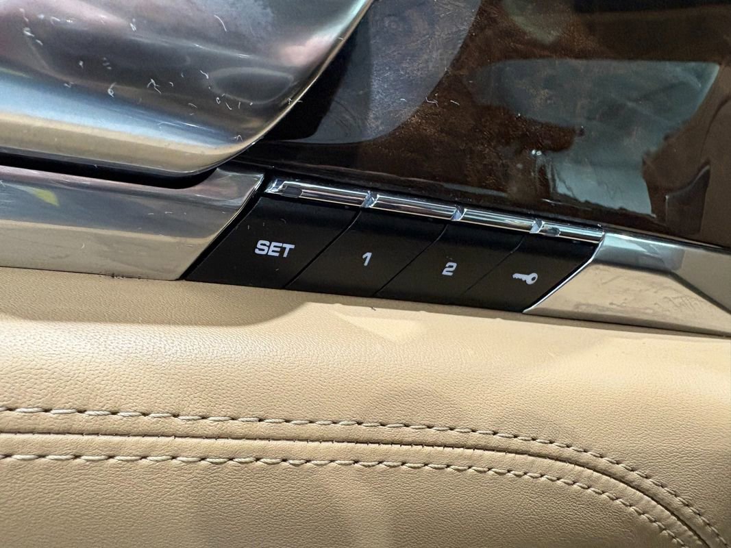 Used 2015 Porsche Panamera GTS w/ Premium Package Plus image 31