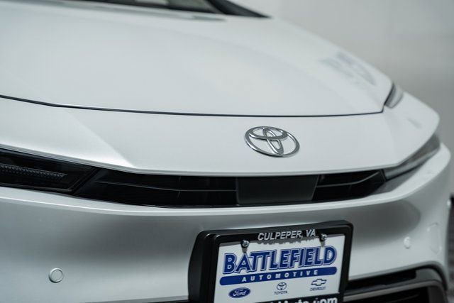 New 2026 Toyota Prius Plug-In Hybrid FWD image 12