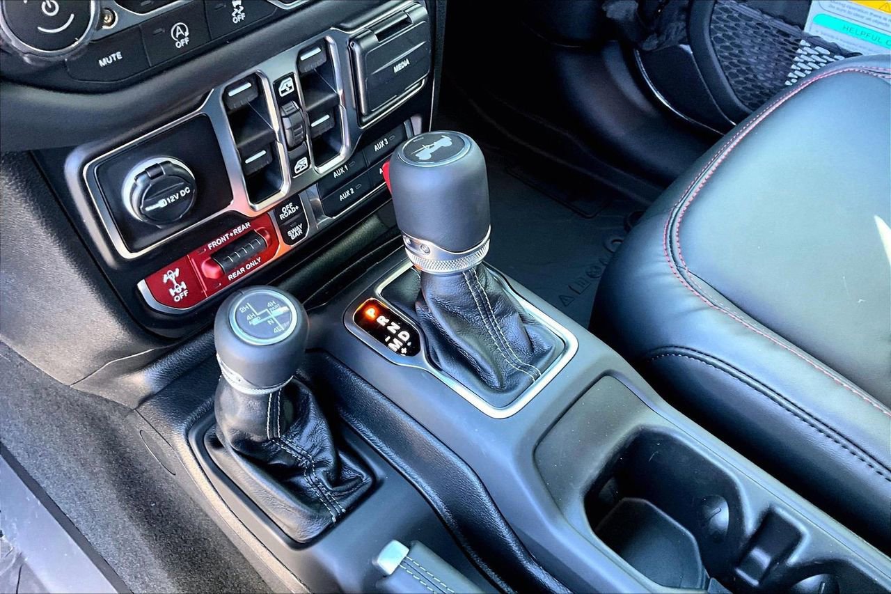 New 2026 Jeep Wrangler Unlimited Rubicon AWD/4WD image 28