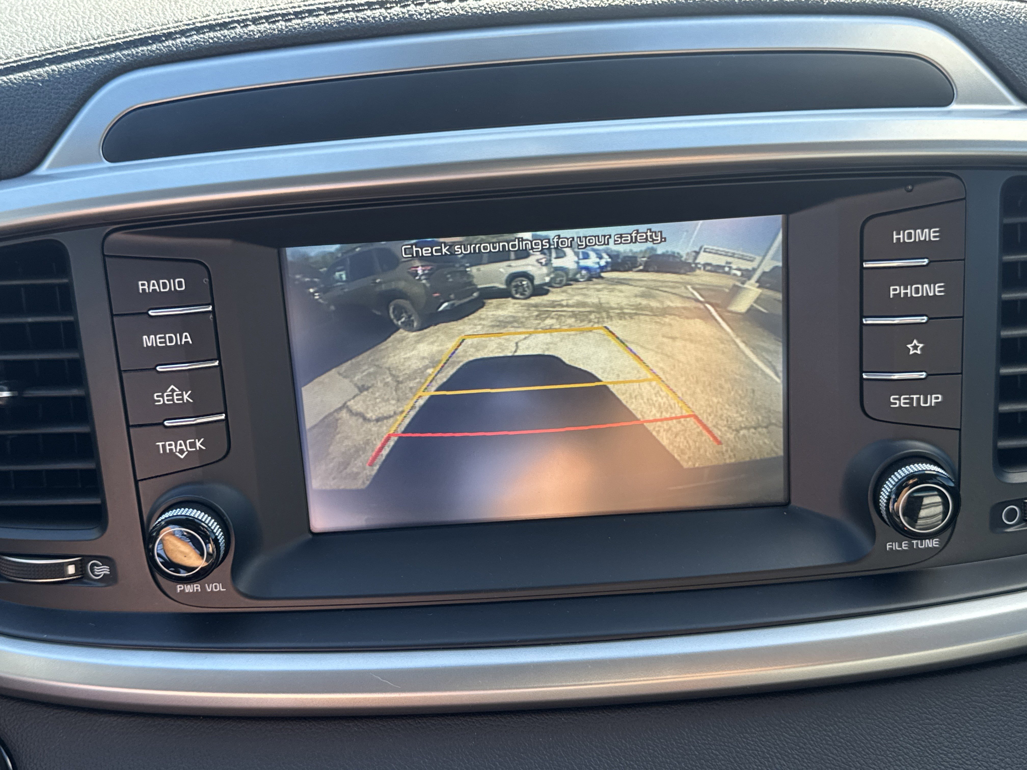 Used 2020 Kia Sorento EX image 20