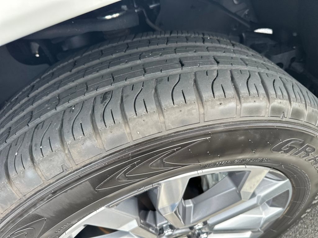 Used 2025 Toyota 4Runner Limited w/ Tow Technology Package image 13