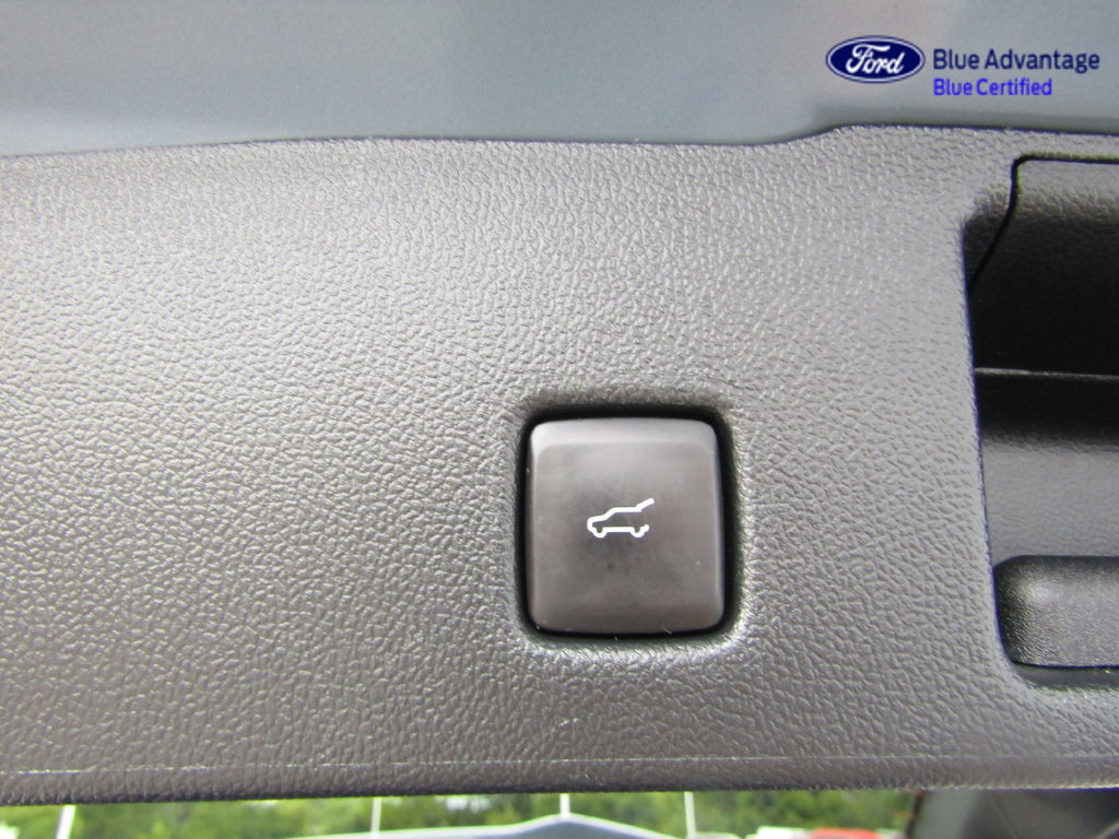 Certified 2024 Ford Escape ST-Line w/ Tech Pack #1 AWD/4WD image 15