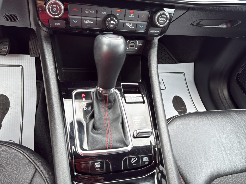 Certified 2025 Jeep Compass Trailhawk AWD/4WD image 30