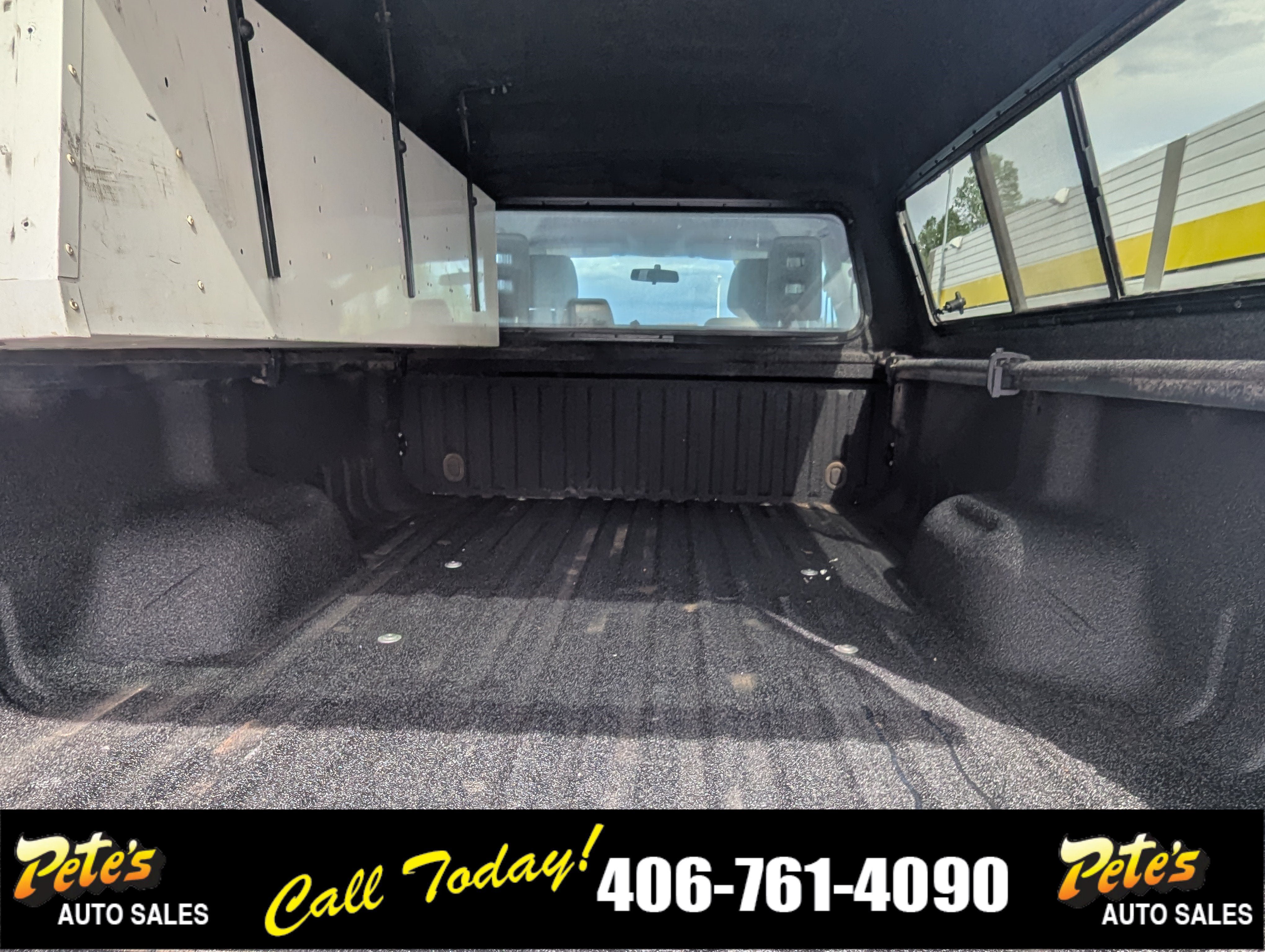 Used 2015 Ford F250 XL w/ Power Equipment Group AWD/4WD image 13