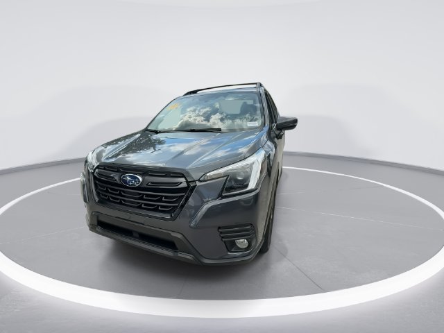 Used 2023 Subaru Forester Limited AWD/4WD image 4
