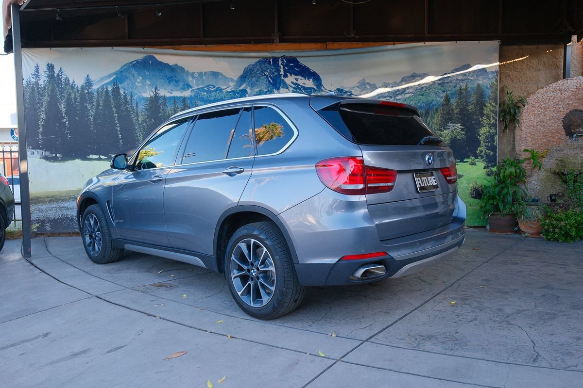 Used 2018 BMW X5 sDrive35i RWD image 4