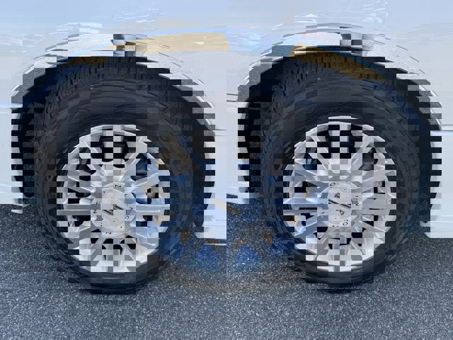 Used 2006 Lincoln Town Car Signature image 10