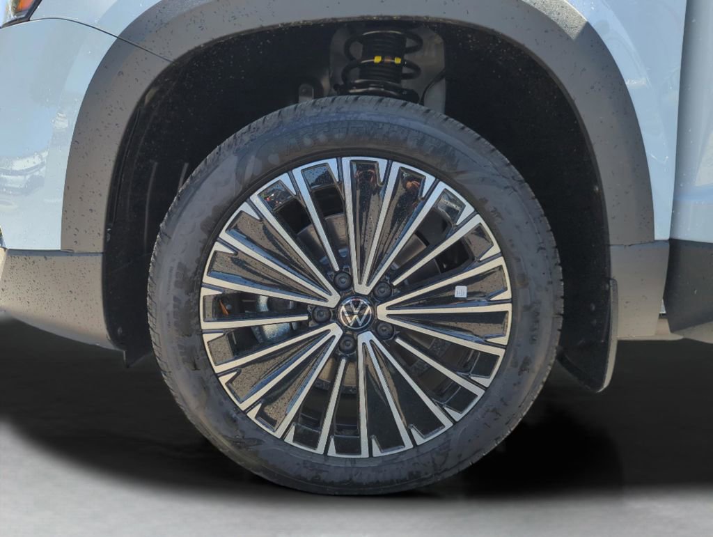 New 2026 Volkswagen Taos SE image 46