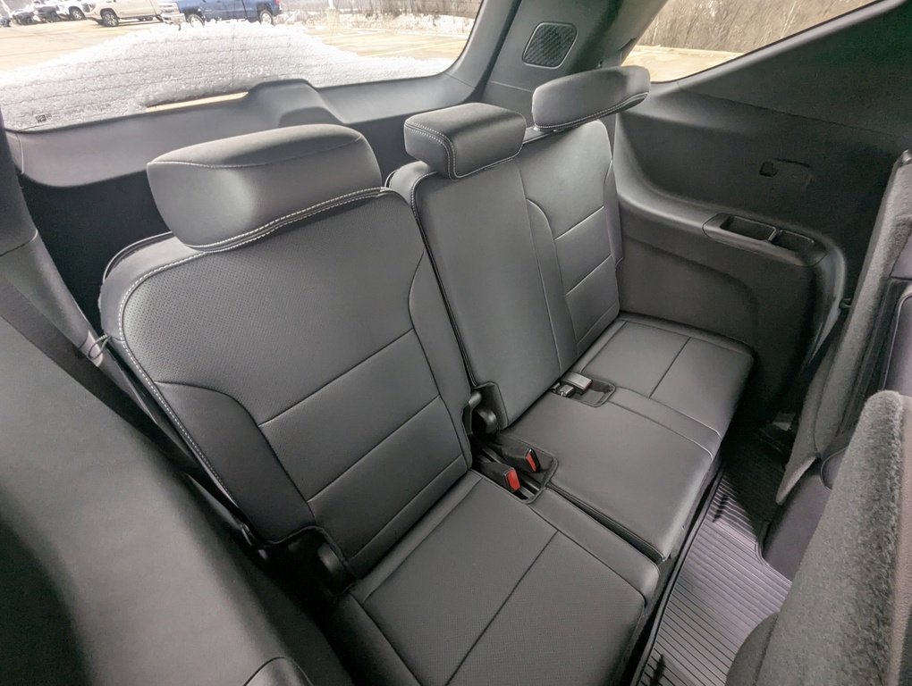 New 2026 Chevrolet Traverse LT w/ Driver Confidence Package image 14