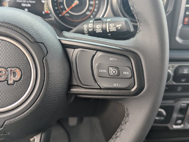 Used 2023 Jeep Wrangler Sport AWD/4WD image 25