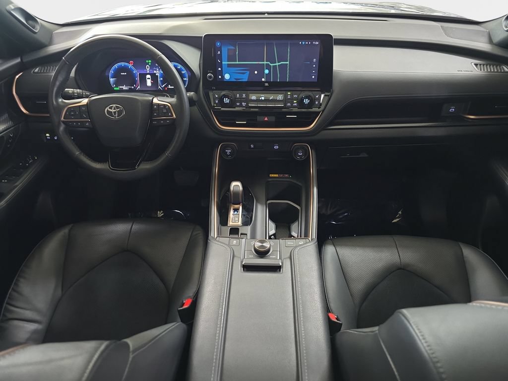 Used 2024 Toyota Grand Highlander AWD Hybrid image 12
