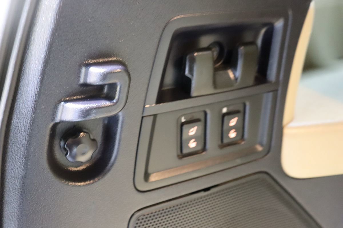 Used 2013 Toyota Sequoia Platinum RWD image 64