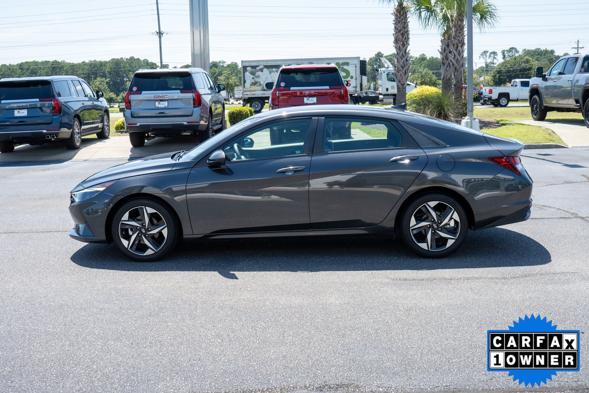 Used 2023 Hyundai Elantra SEL w/ Convenience Package FWD image 6