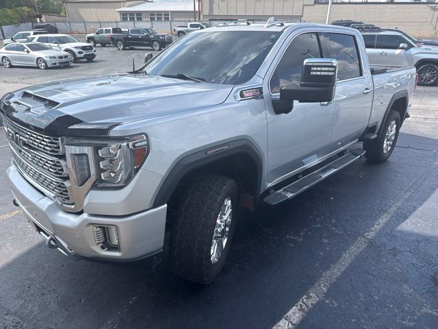 Used 2020 GMC Sierra 2500 Denali w/ Denali Ultimate Package AWD/4WD image 2