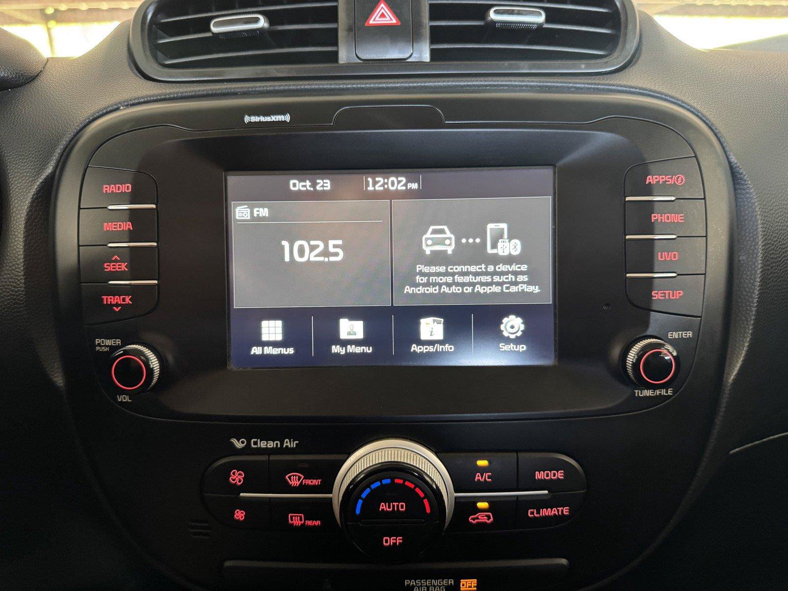 Used 2019 Kia Soul + FWD image 16