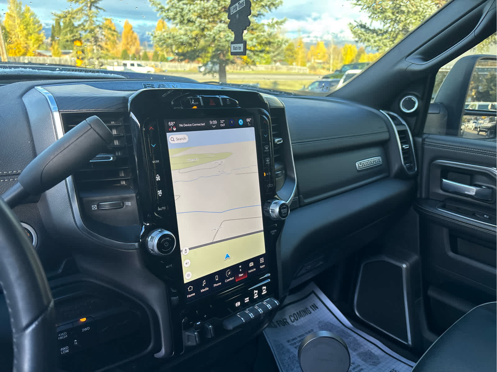 Used 2024 RAM 3500 Laramie w/ Night Edition image 26