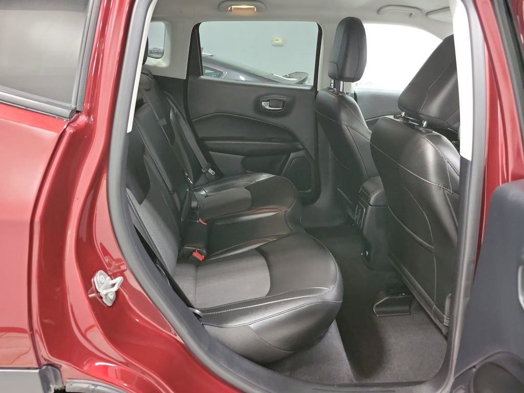 Used 2021 Jeep Compass Altitude image 15