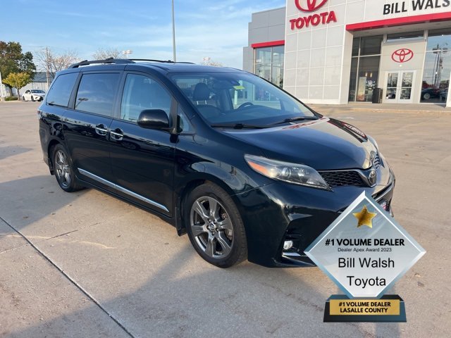 Used 2018 Toyota Sienna SE