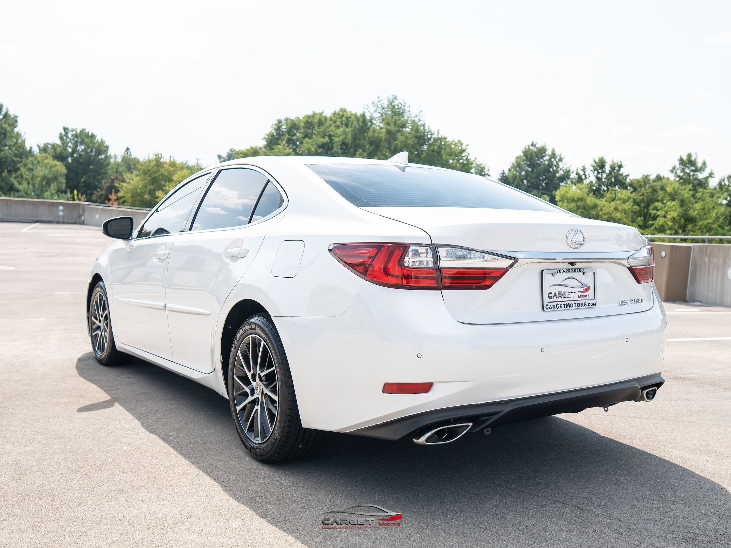 Used 2017 Lexus ES 350 w/ Luxury Package FWD image 5