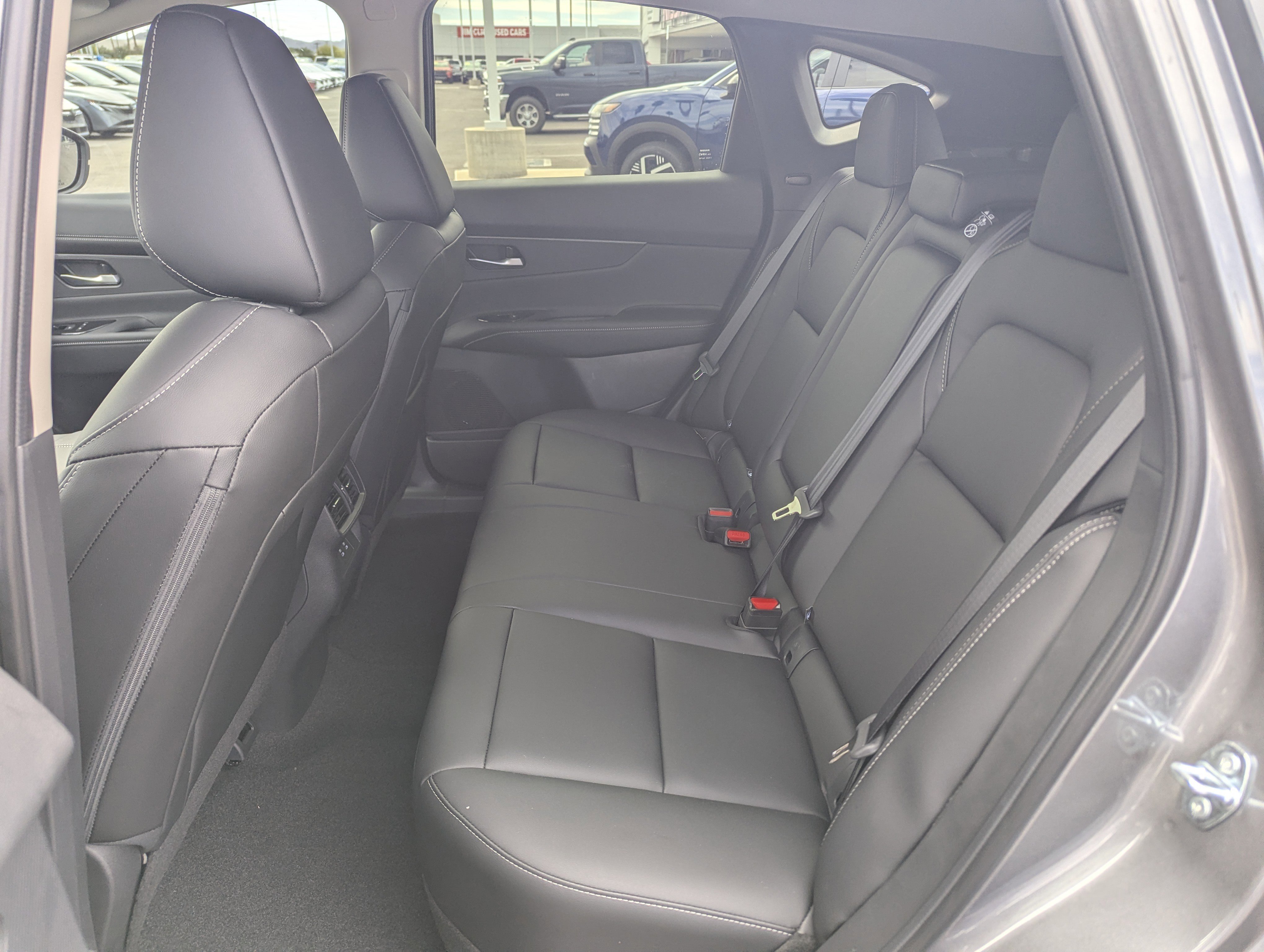 New 2026 Nissan Murano SV image 8