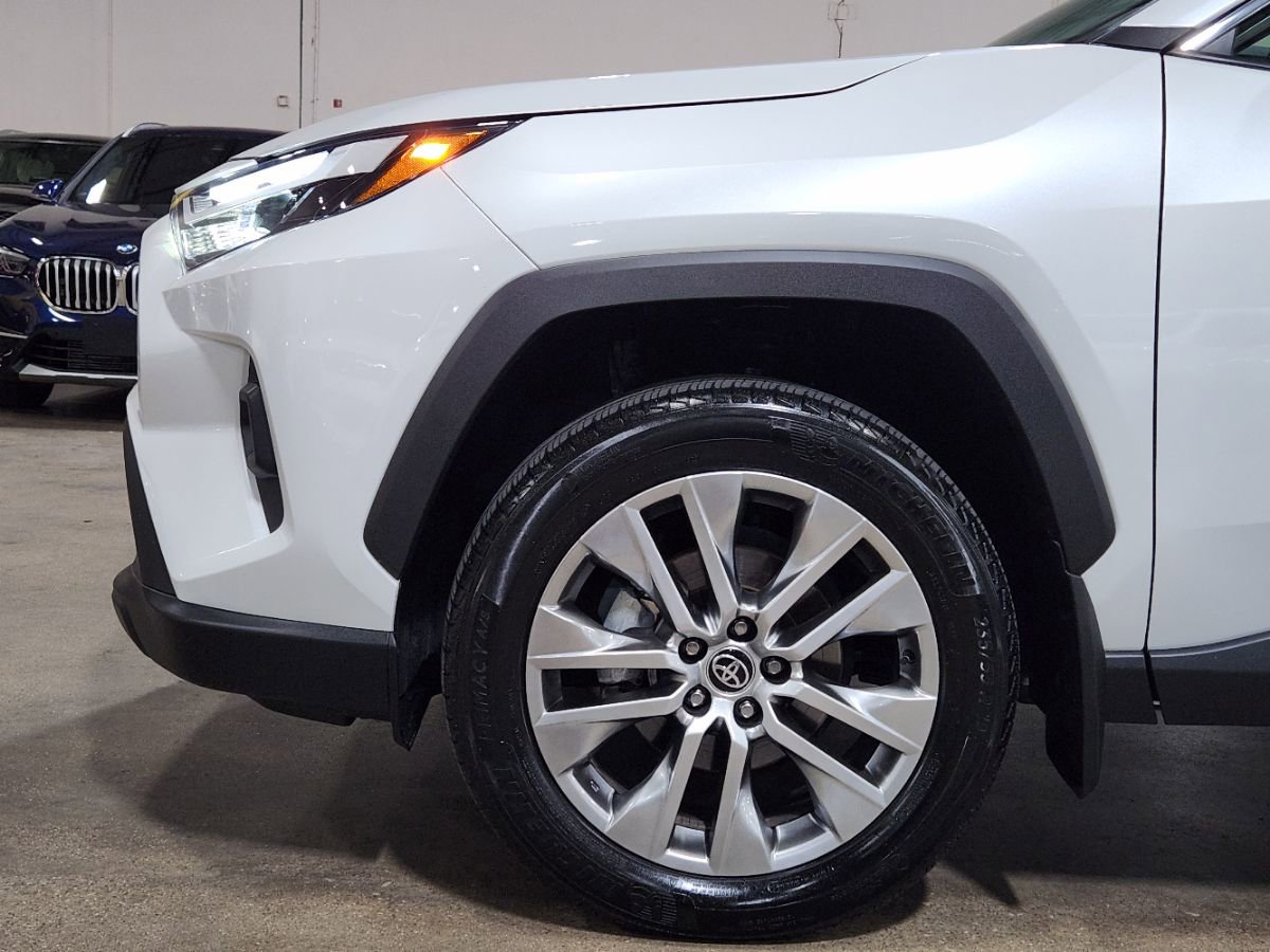 Used 2024 Toyota RAV4 XLE Premium image 5