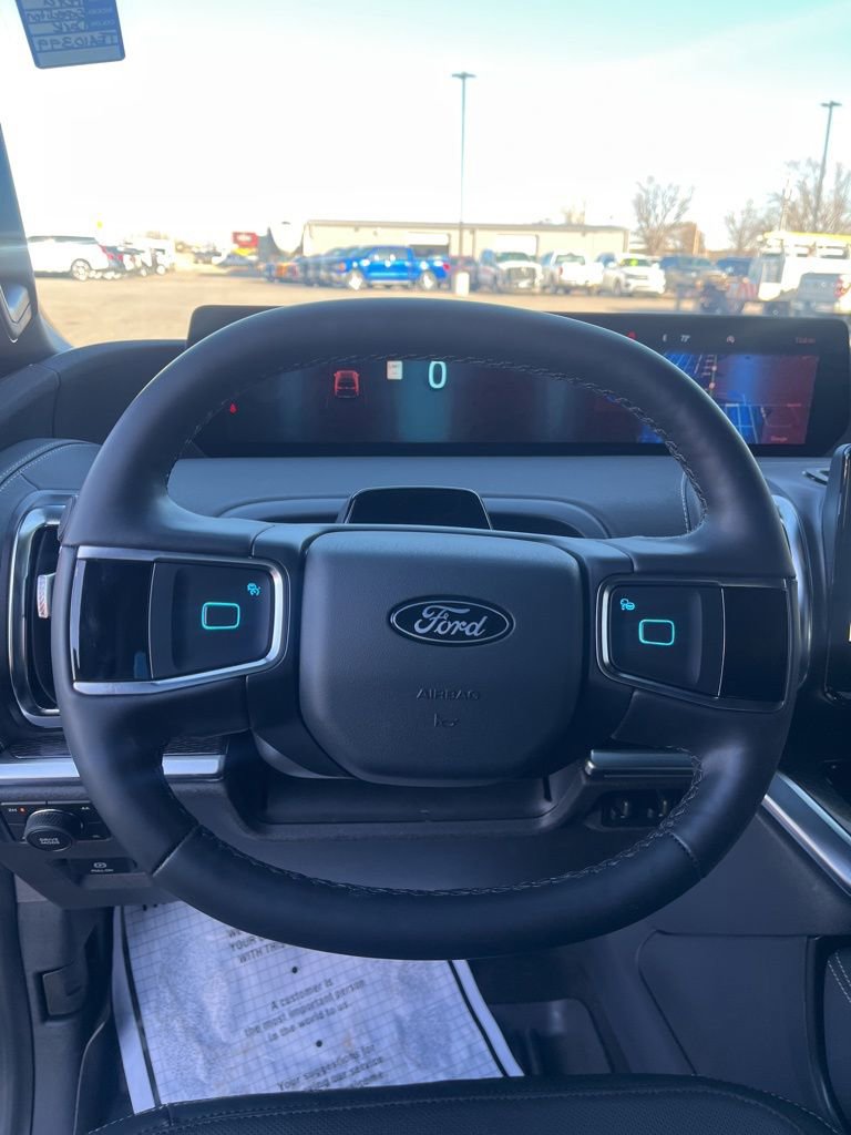 New 2026 Ford Expedition Platinum w/ Stealth Appearance Package image 15