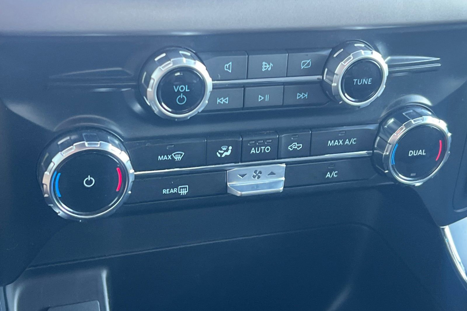 Used 2024 Ford F150 XLT w/ Mobile Office Package image 21