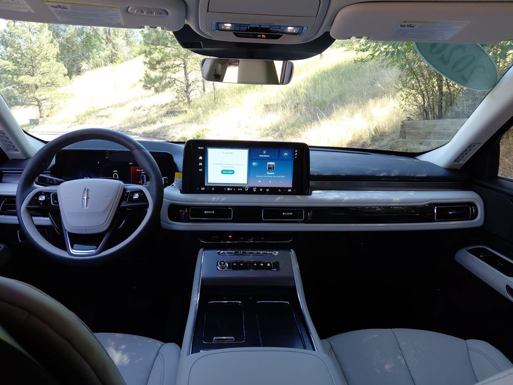 New 2026 Lincoln Aviator AWD image 52