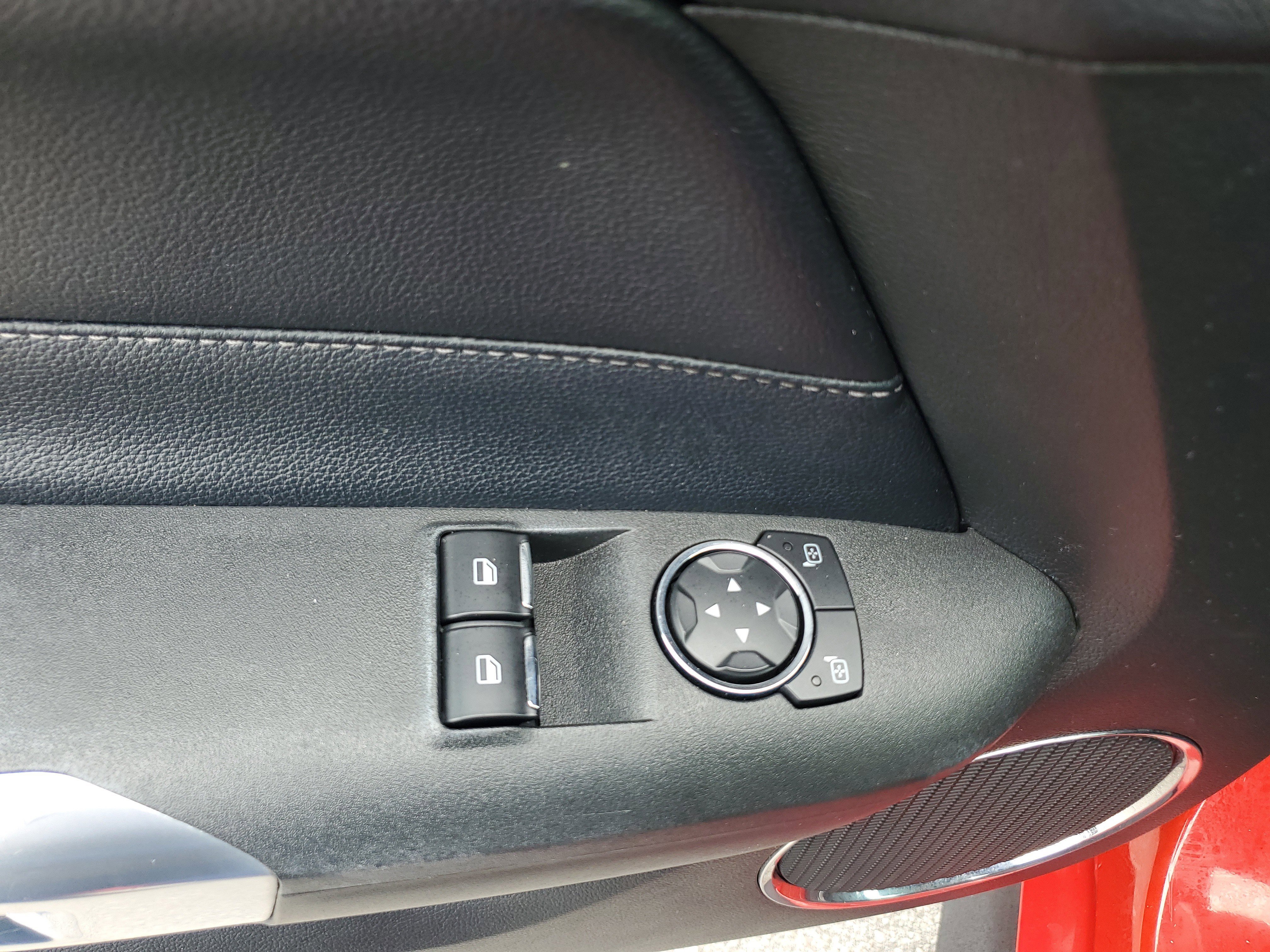 Used 2020 Ford Mustang Premium image 26