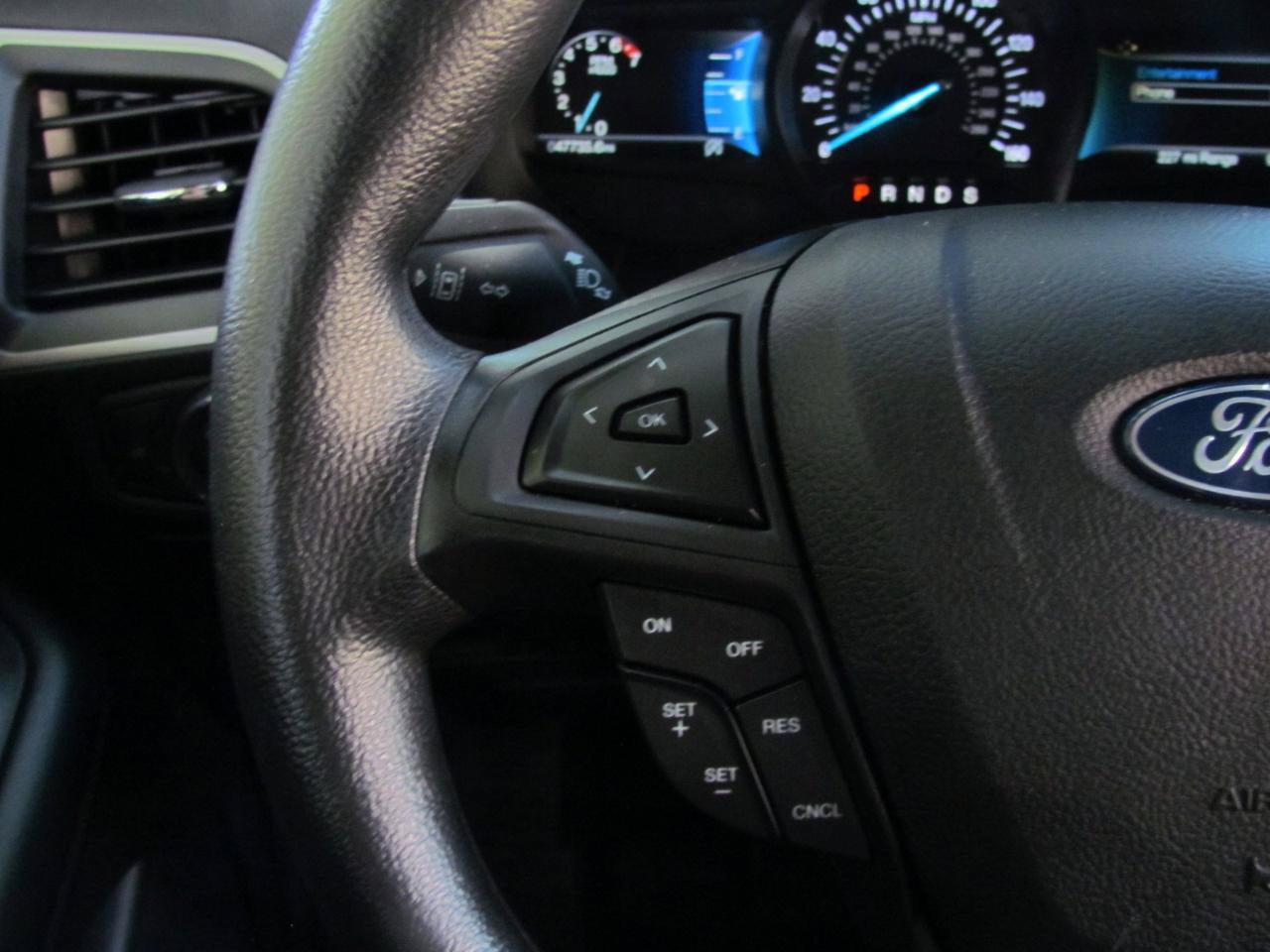 Used 2021 Ford Edge SE FWD image 19