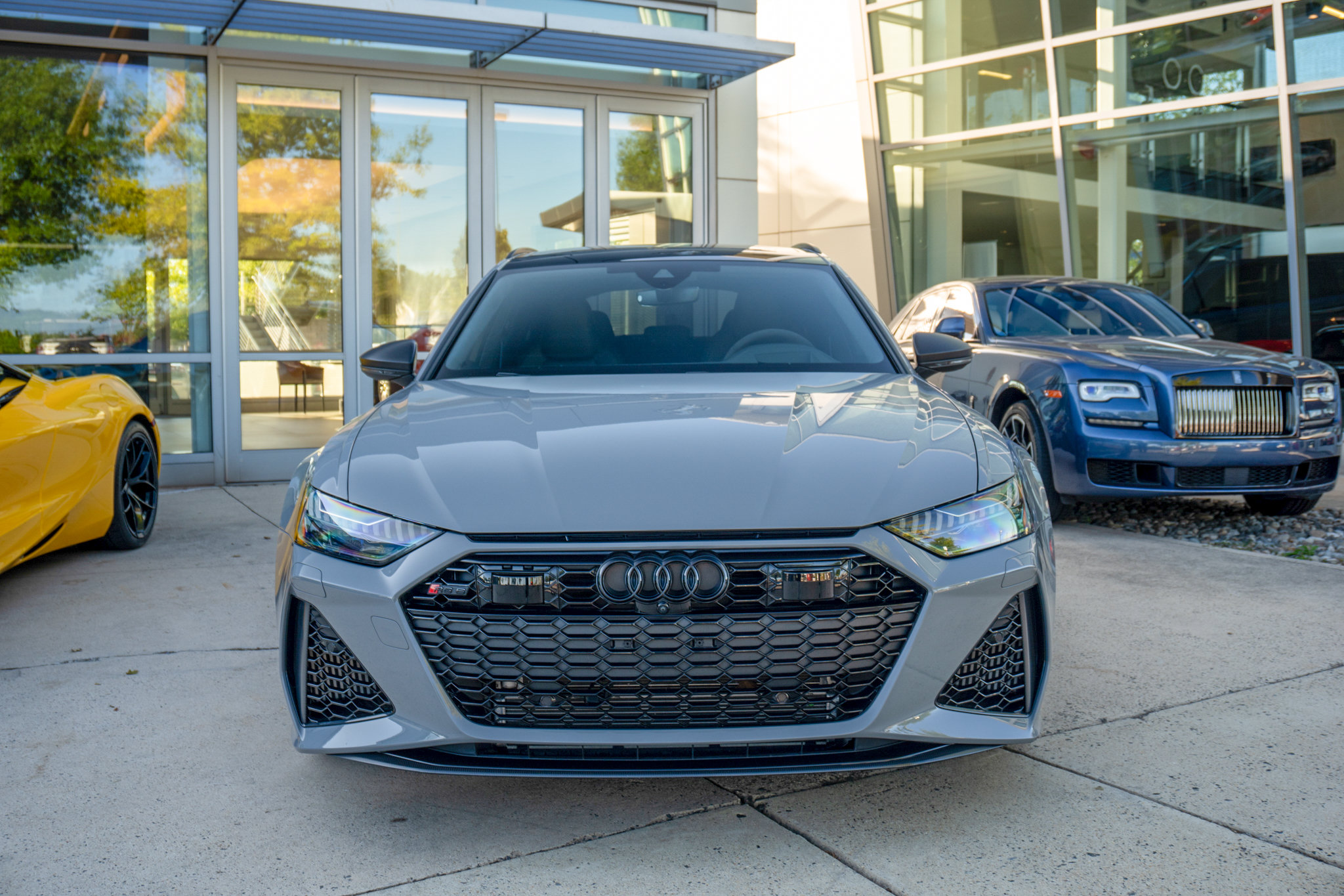 Used 2025 Audi RS 6 performance w/ Matte Carbon Package AWD/4WD image 2