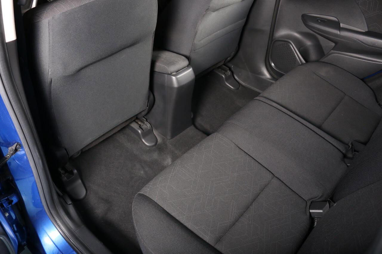 Used 2016 Honda Fit EX image 39