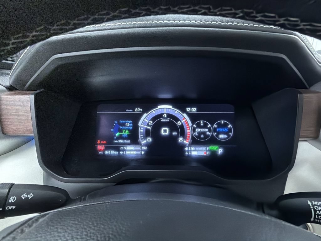 Used 2023 Toyota Tundra Capstone AWD/4WD image 7