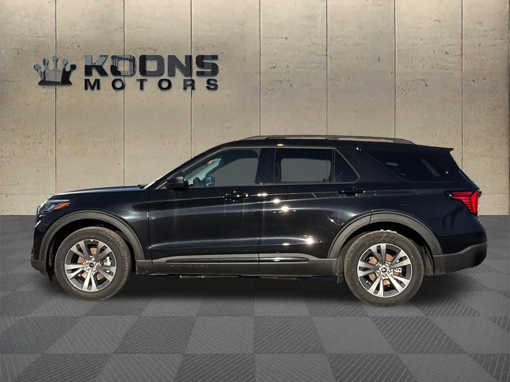 New 2026 Ford Explorer Active w/ Active Comfort Package image 4