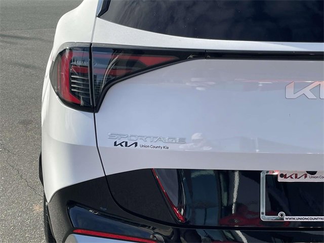 New 2026 Kia Sportage SX image 10