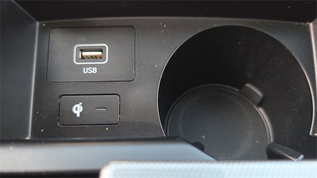 Used 2023 Hyundai Santa Fe Calligraphy image 28