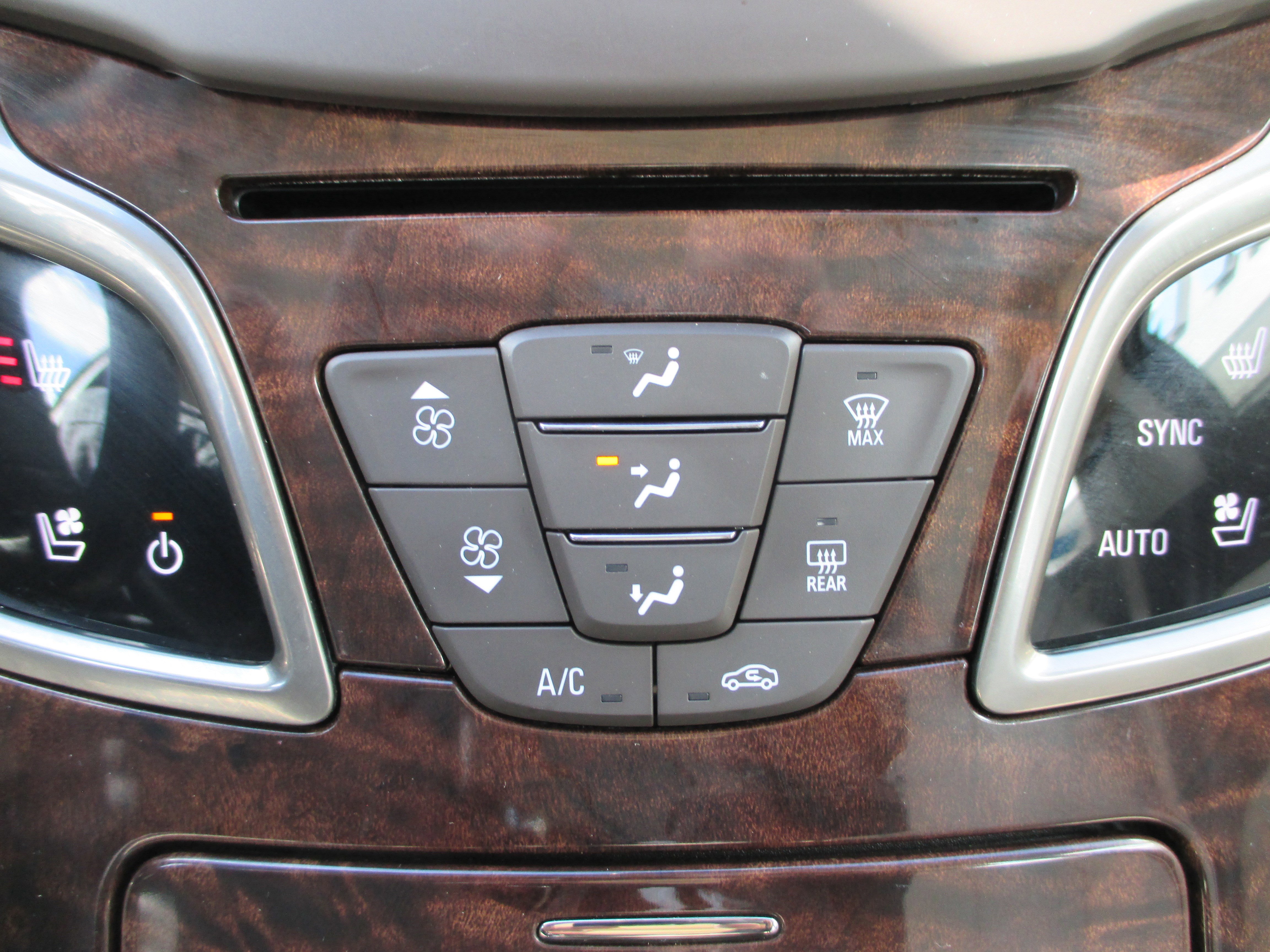 Used 2016 Buick LaCrosse Premium w/ Driver Confidence Package #1 image 21