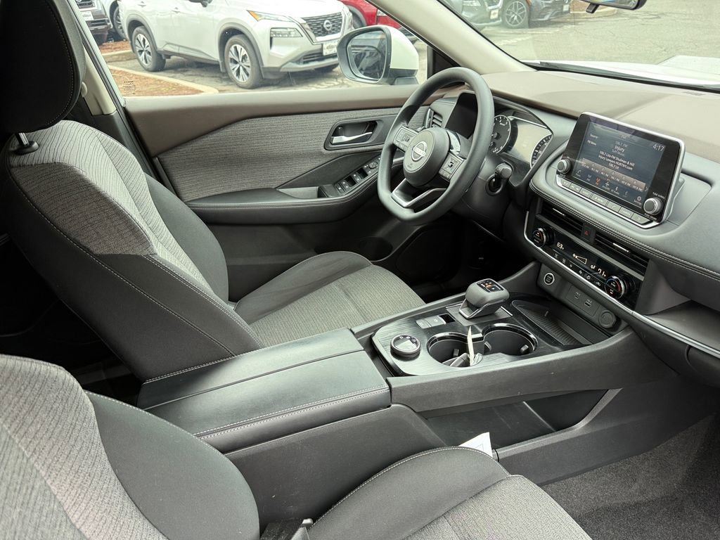 Used 2023 Nissan Rogue SV AWD/4WD image 26